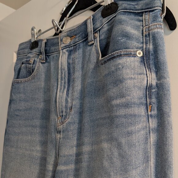 American Eagle Light Wash Raw Hem Mom Jean - Picture 2 of 7